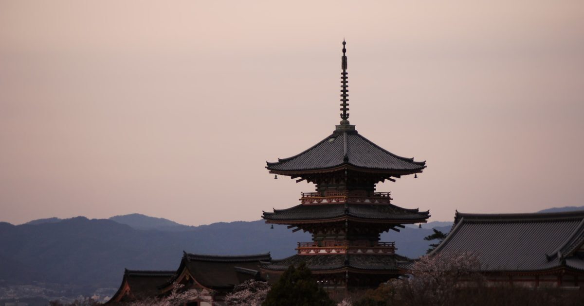 nou92_kyounomachiwonagameru_tp_v-1200x630-2836301